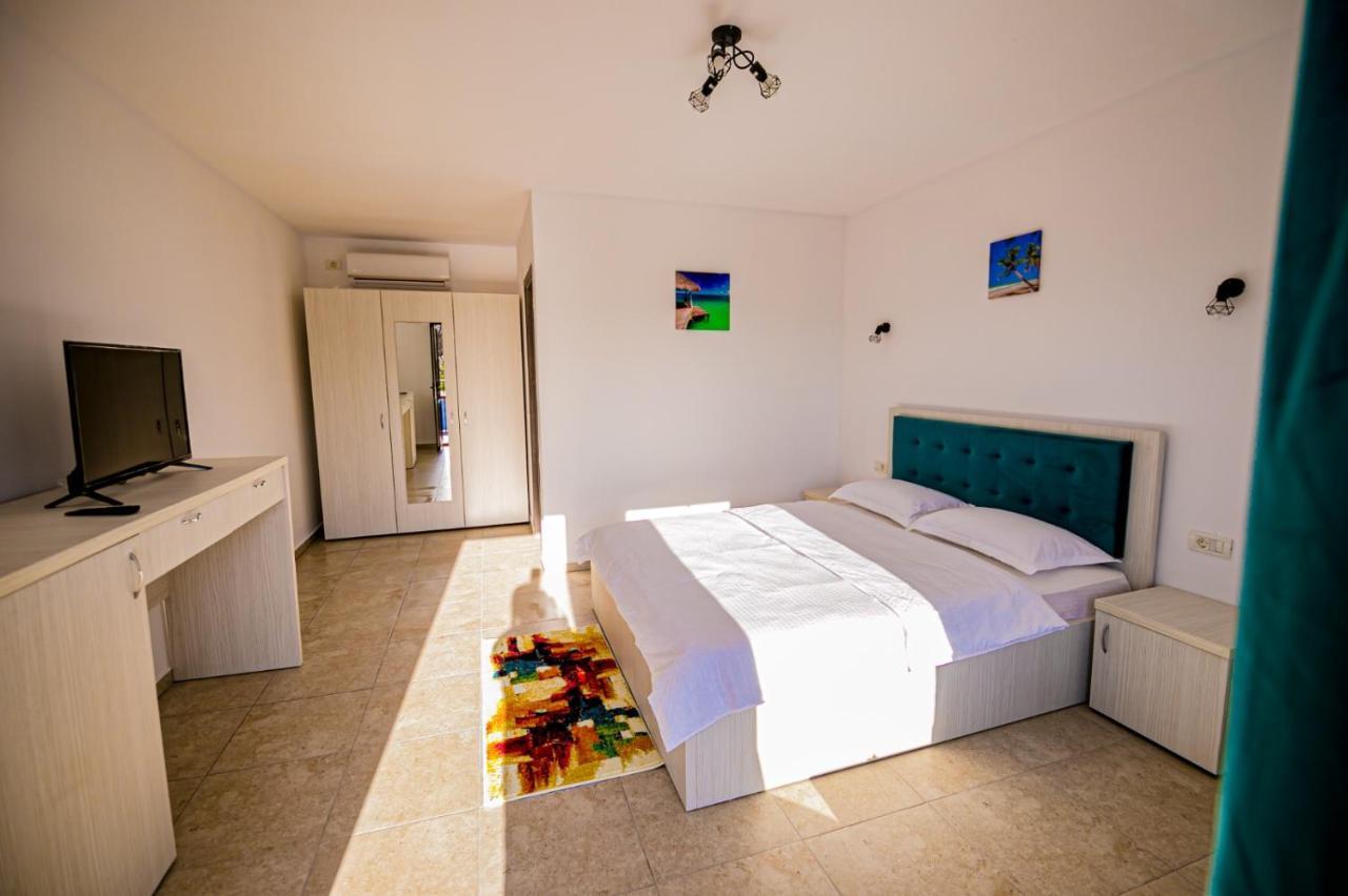 Complex Turistic N&S Hotel Două Mai Buitenkant foto